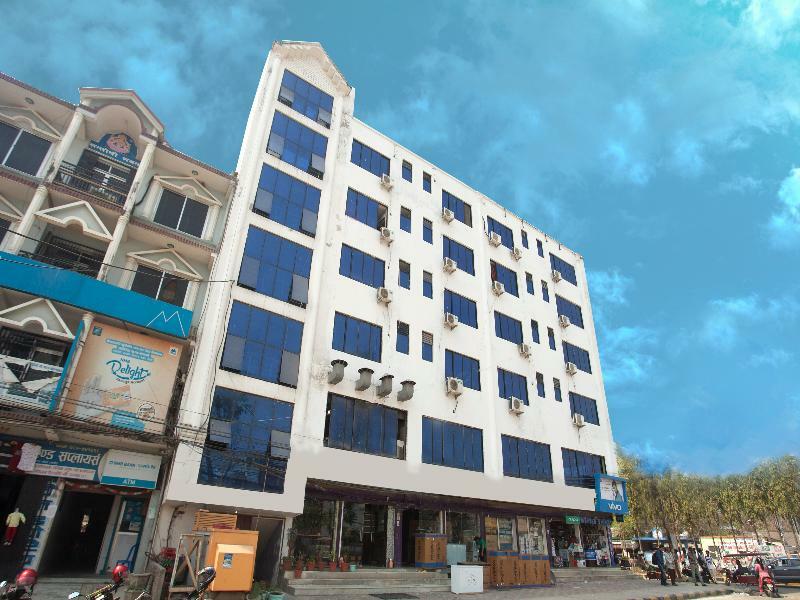 Oyo 343 Pop Life Hotel Banke Exterior foto